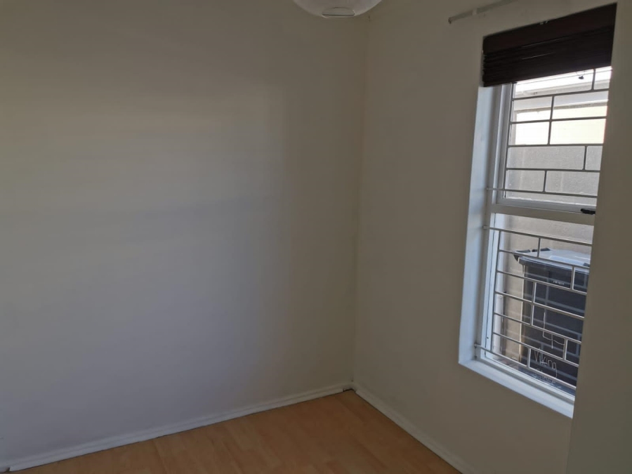 2 Bedroom Property for Sale in Thornton Western Cape